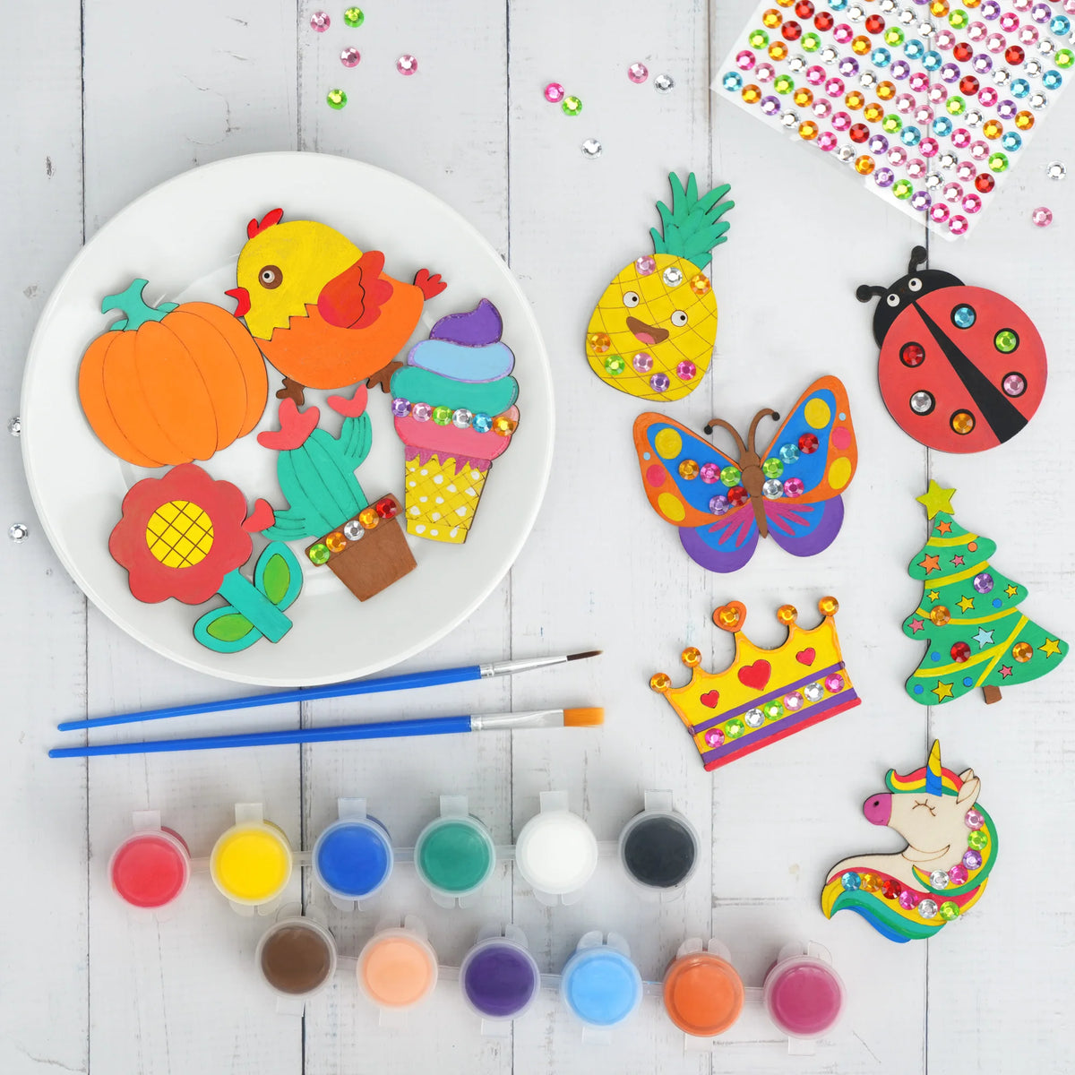 Wooden Magnet Craft Kit With Glow Paints And Gem Stickers
