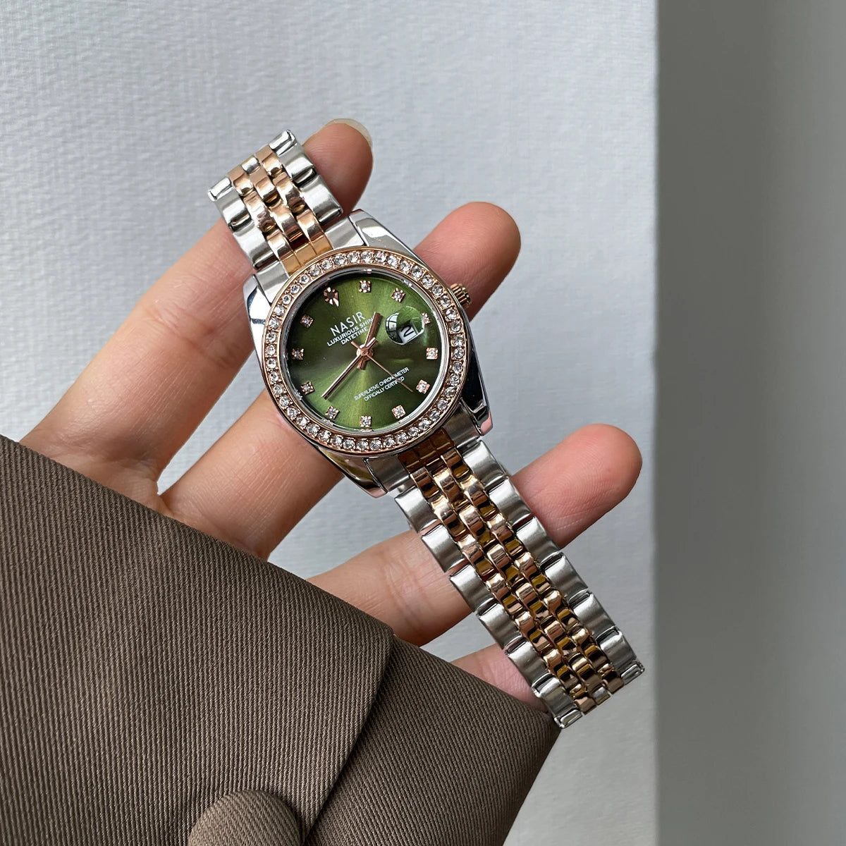 CILOA Ladies Round Watch Light Luxury Waterproof Quartz