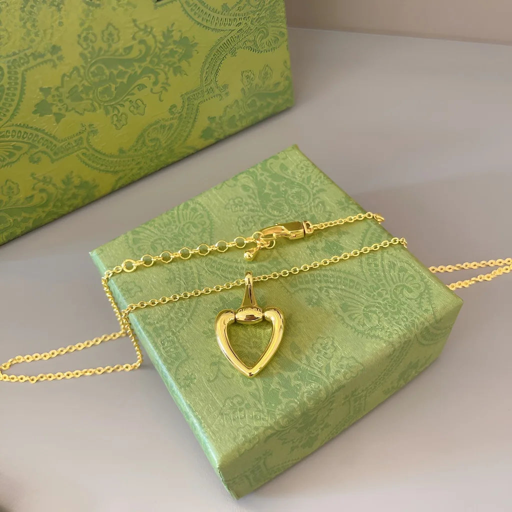 Women Gold Heart Necklace Best Selling Gift for Girlfriend Elegant Fashionable Trendy Chain Style High Quality Solid Daily Wear