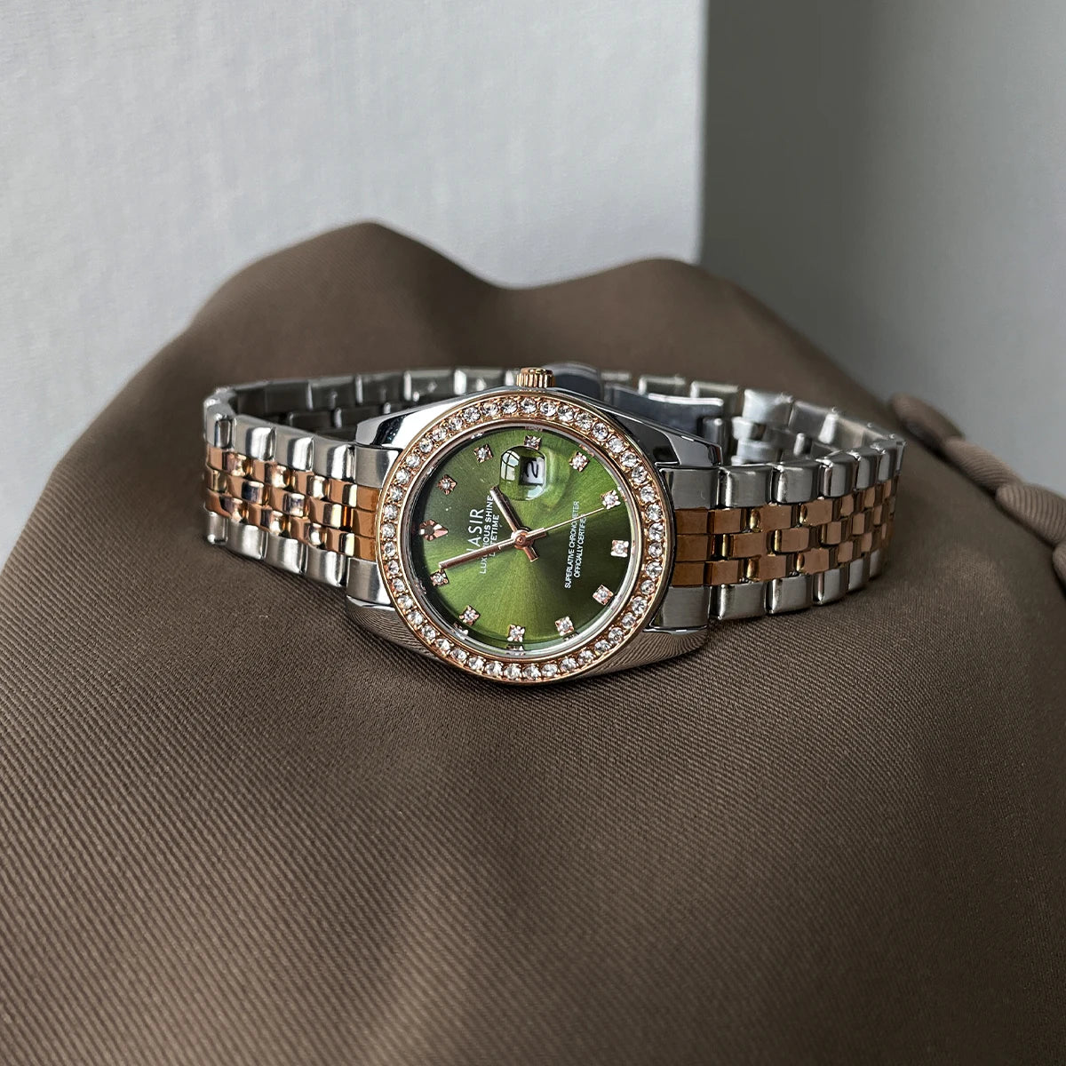 CILOA Ladies Round Watch Light Luxury Waterproof Quartz