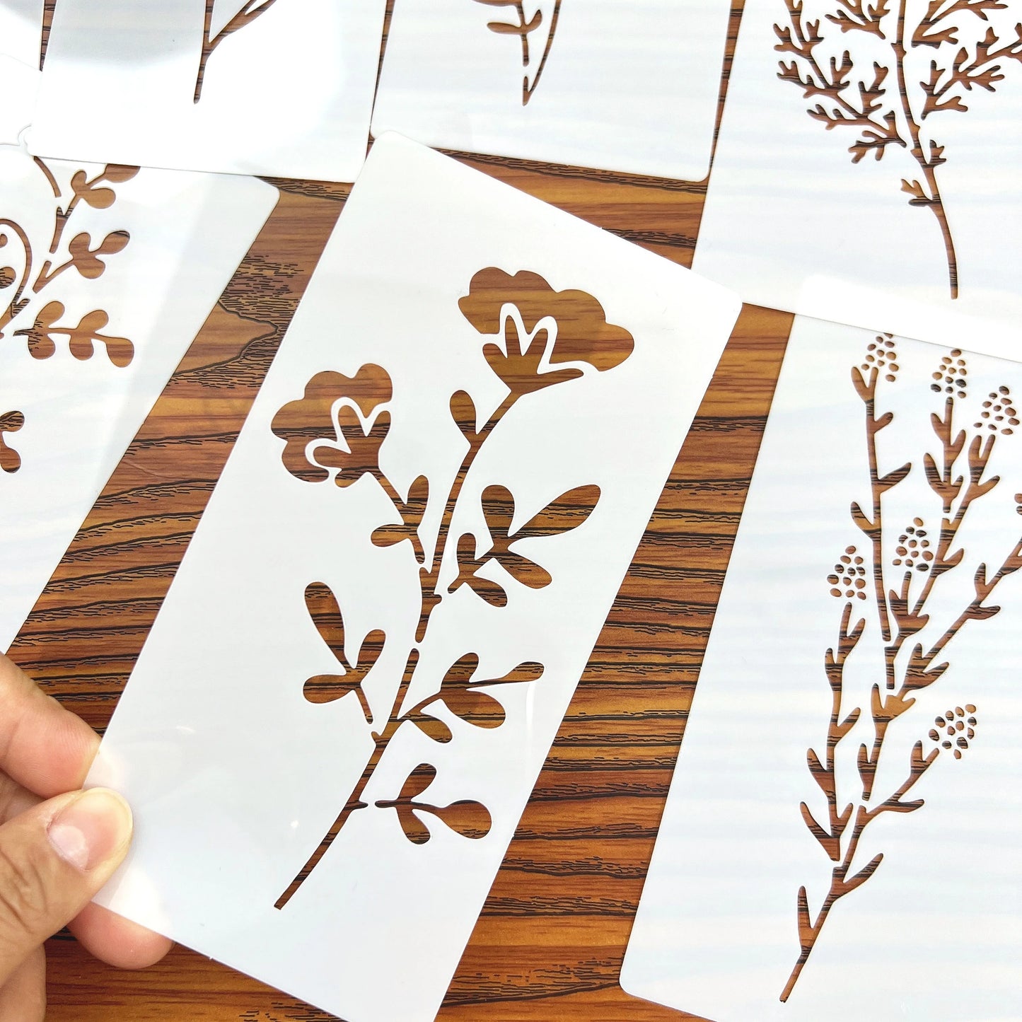 18Pcs Floral Painting Stencils Reusable Plastic Templates For Wood Paper