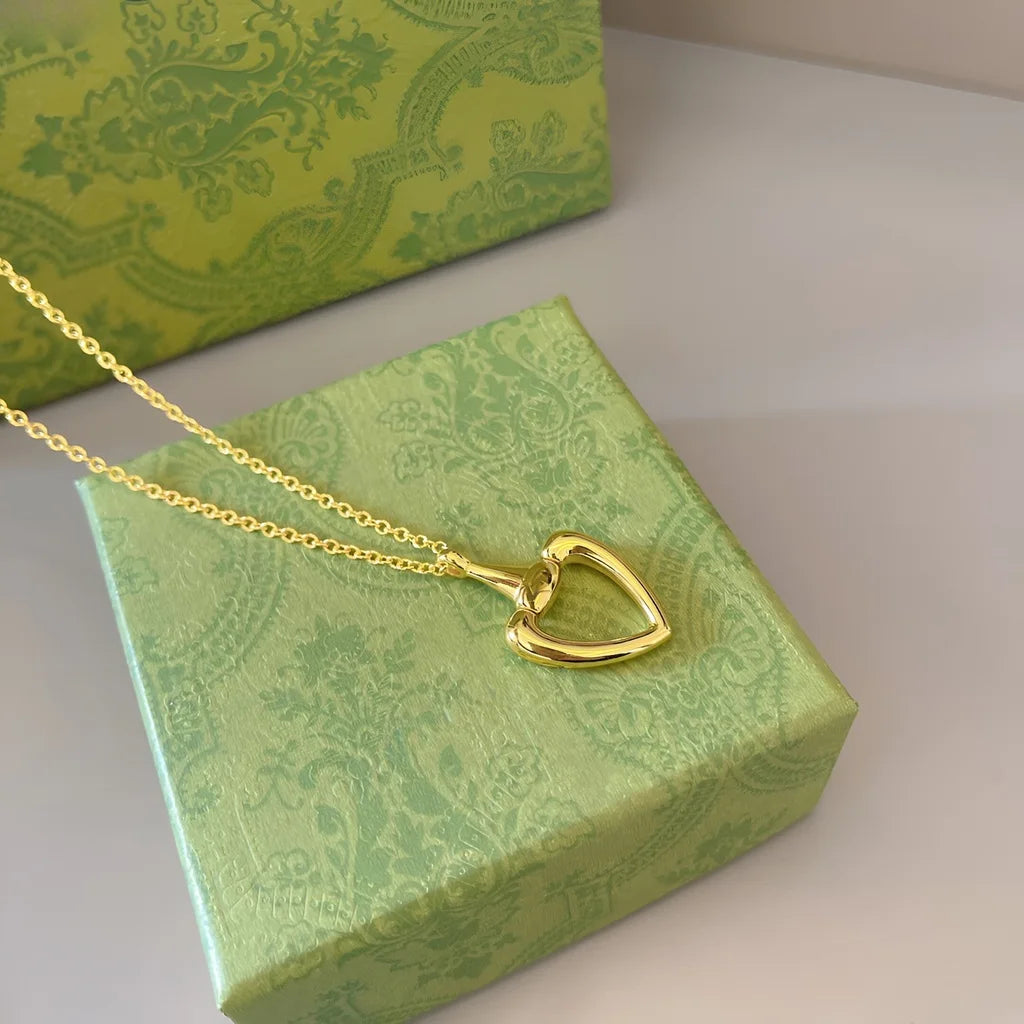 Women Gold Heart Necklace Best Selling Gift for Girlfriend Elegant Fashionable Trendy Chain Style High Quality Solid Daily Wear