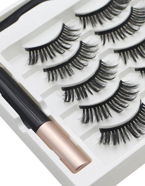 Load image into Gallery viewer, 3D Magnetic Eyelashes Magnet Eyeliner
